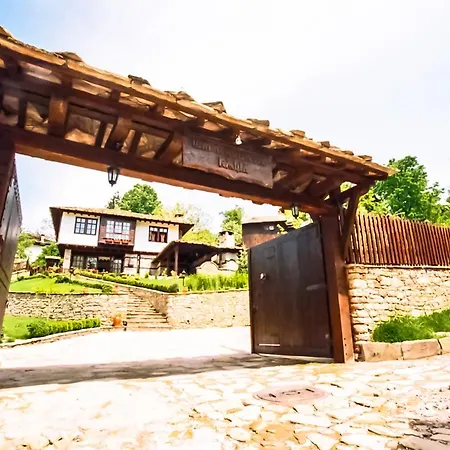 بيت ضيافة Sharlopova Boutique - Sauna & Hot Tub