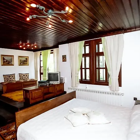 بيت ضيافة Sharlopova Boutique - Sauna & Hot Tub 4*