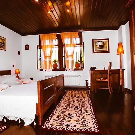 بيت ضيافة Sharlopova Boutique - Sauna & Hot Tub 4*