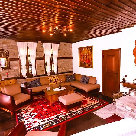 Sharlopova Boutique - Sauna & Hot Tub تريفنا