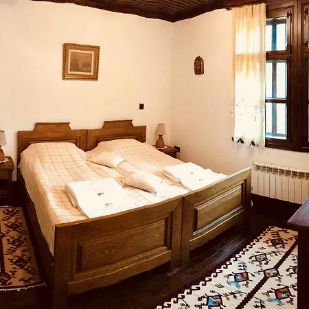 بيت ضيافة Sharlopova Boutique - Sauna & Hot Tub