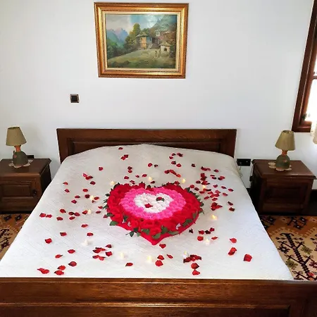 بيت ضيافة Sharlopova Boutique - Sauna & Hot Tub 4*